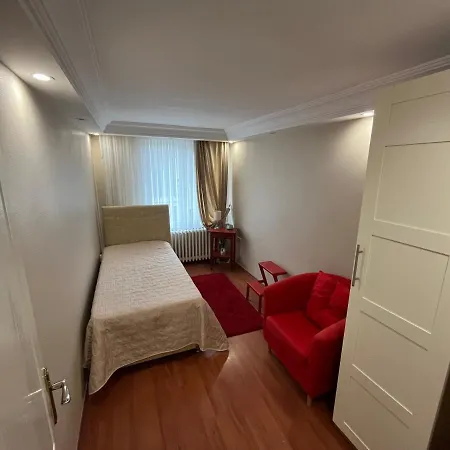 Urban Comfort In Nisantasi - & Spacious Апартаменты